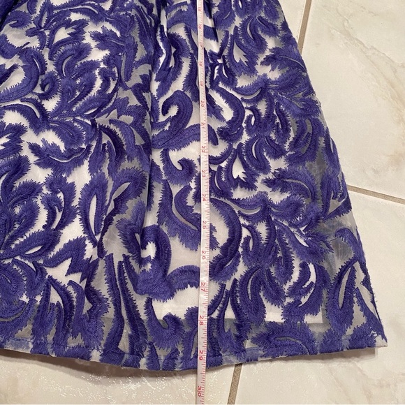 - NWT Minuet cocktail dress purple and white embroidery size M - Picture 4 of 8